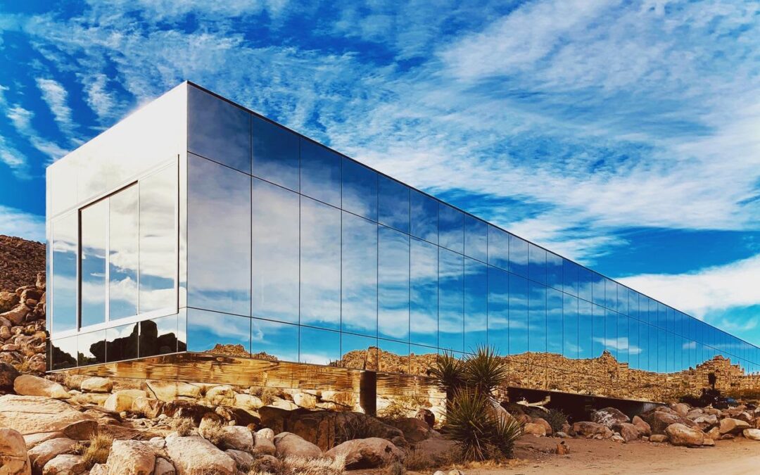 The World’s Most Mysterious Homes: Where Art, Secrecy, and High-Tech Collide